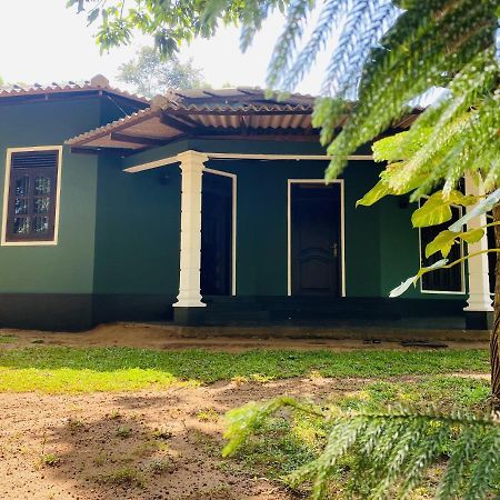 Sigiri Siesta Homestay Sigiriya Esterno foto